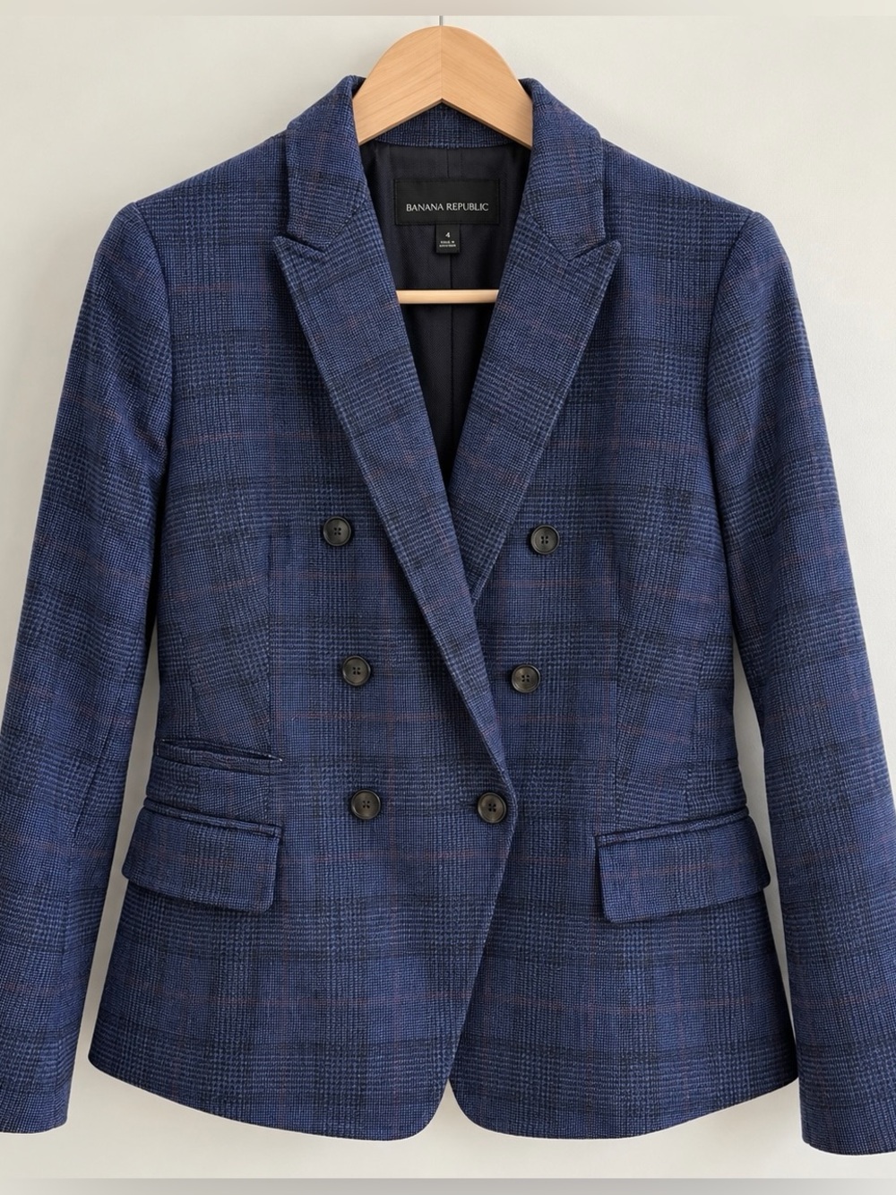 Banana Republic wool blend Women's Plaid Blazer Blue Size 4 Like New